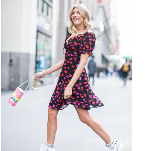 Betsey Johnson Red Kiss 💋 Dress Valentine's Day Lips Mouth Heart Print - Picture 16 of 16